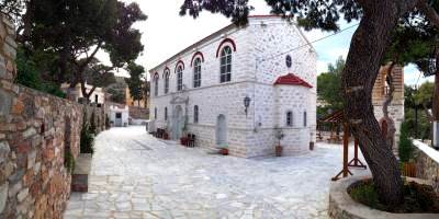 Ιερός Ναός Γενεσίου Θεοτόκου Σύρου
